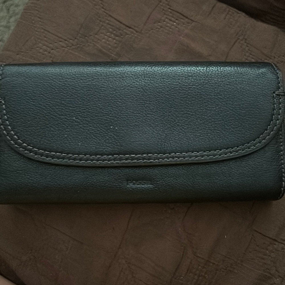 Fossil wallet